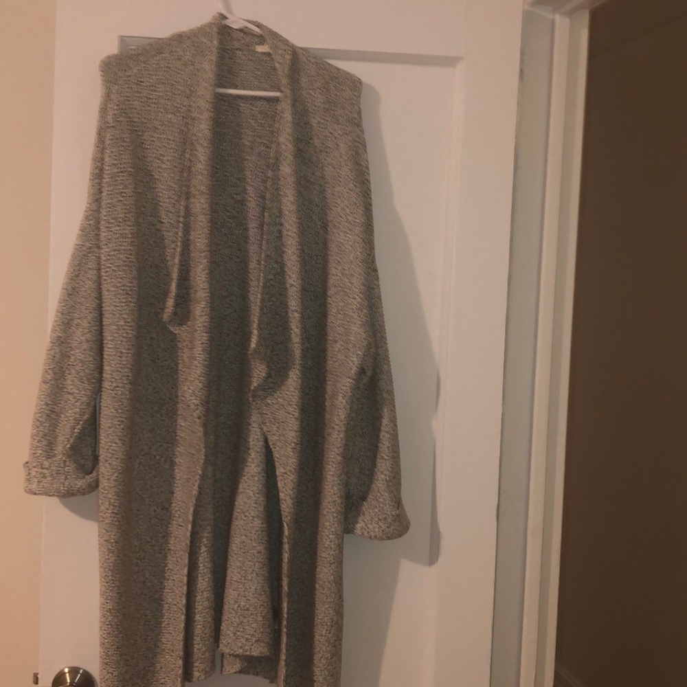 H&M poncho sweater (size M/L)